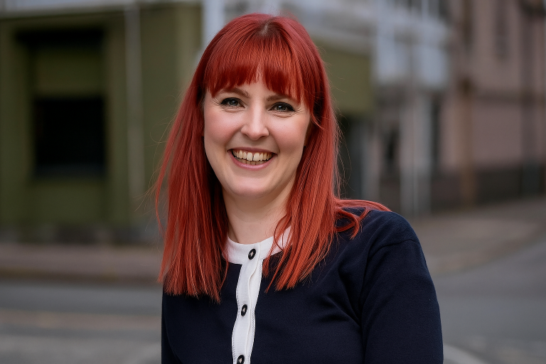 Izzie Balmer Partner: